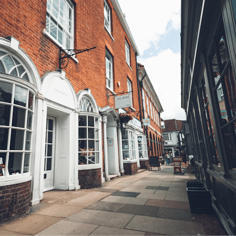 Explore the market town of Farnham's cute little streets