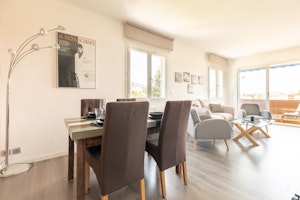 Cannes Hideaway image 6