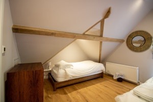 Far from the Madding Crowd image 13
