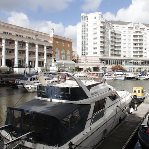 Start your mornings with walks through Chelsea Harbour