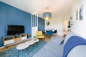 Bleu D'Or image 3