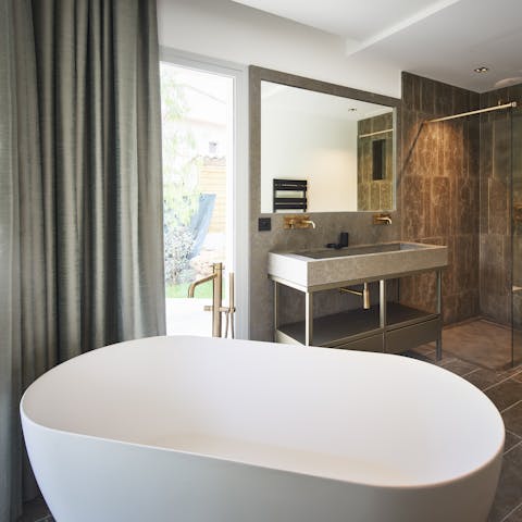 Take a luxurious soak in the bathtub
