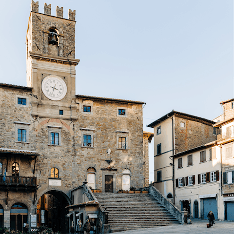 Drive to Cortona and spend the day admiring it from pavement cafes