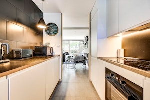 Oval Abode image 8