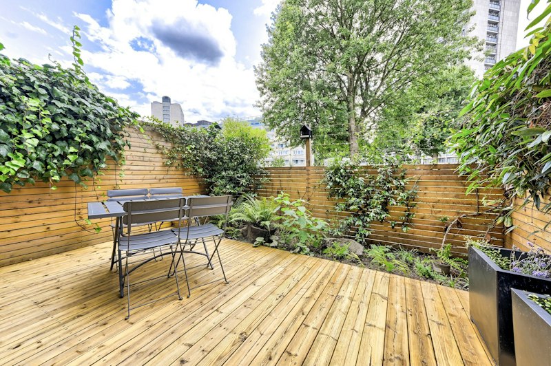Oval Abode additional image