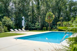 Grimaud Hideaway image 8