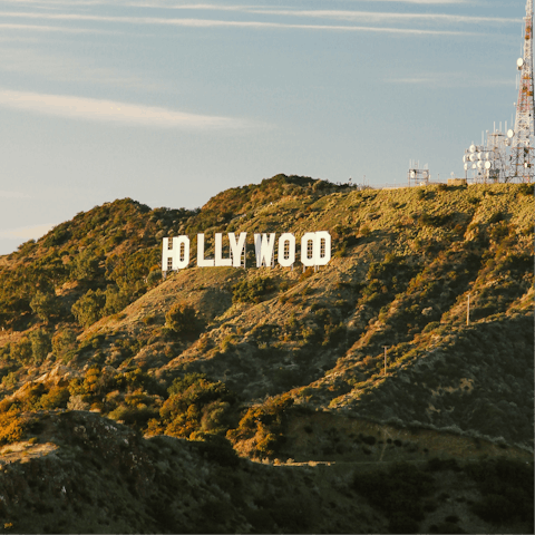 Enjoy views across the Hollywood sign from the neighbourhood 