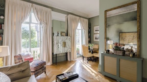 Eccleston Elegance image 1