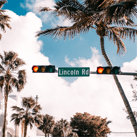 Stroll down to Lincoln Road for boutique shops, lively restaurants and buzzing bars 