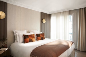 A Little Paris Love image 6