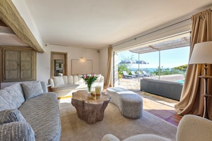 A Riviera Vista image 12