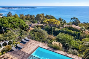 A Riviera Vista image 1