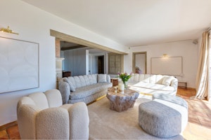 A Riviera Vista image 9