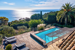 A Riviera Vista image 2