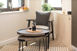 Studio Living image 8