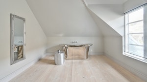 A Penthouse on the Shore image 9