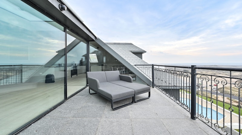 A Penthouse on the Shore additional image
