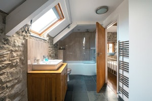 Settle Down image 3