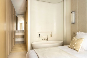 Fashionable Abode image 12