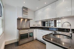 Exquisite Elegance image 9