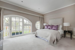 Exquisite Elegance image 5