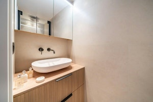 Croisette Retreat image 3