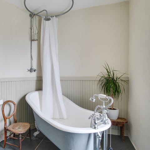 Enjoy the simple luxury of a long soak in the bath