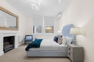 Blissful Chelsea image 8