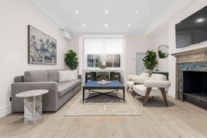 Blissful Chelsea image 6