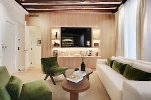 The Parisian Style image 1