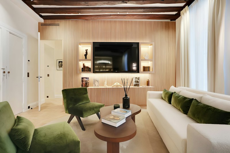 The Parisian Style main image