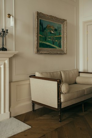 Royal Muse image 7