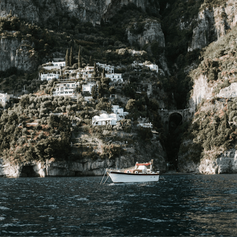 Stay on the Amalfi Coast and explore Positano and Amalfi 