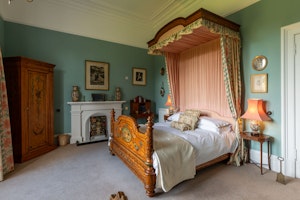 Renaissance Grandeur image 14