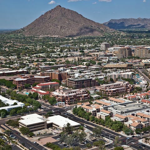 Hike up Camelback Mountain