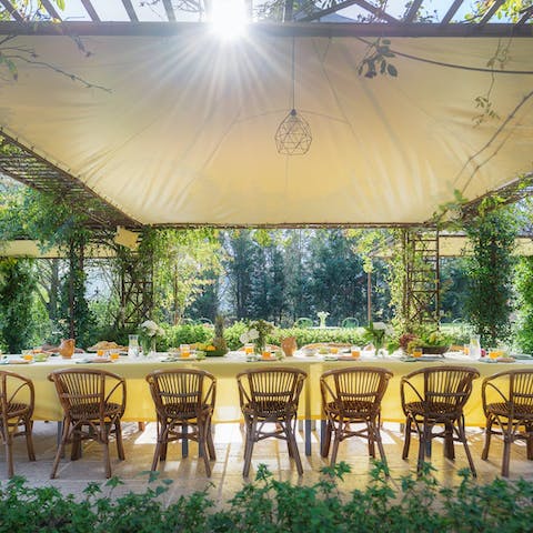 Come together around the table to enjoy alfresco meals in the shade