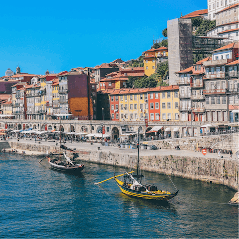 Make early evening strolls along the Douro part of your new everyday, it's just eighteen-minutes away on foot