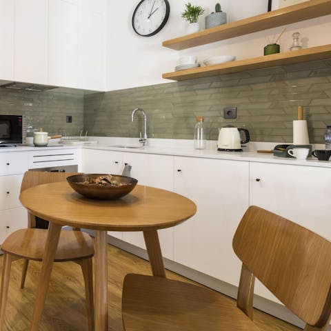 Fire up the coffee machine and rustle up some breakfast in the smart kitchenette