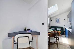 Voltaire & Viennoiseries image 5
