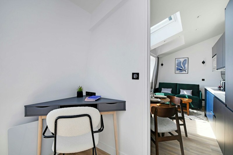 Voltaire & Viennoiseries additional image
