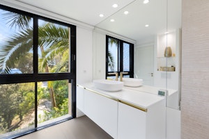 Riviera Above image 3