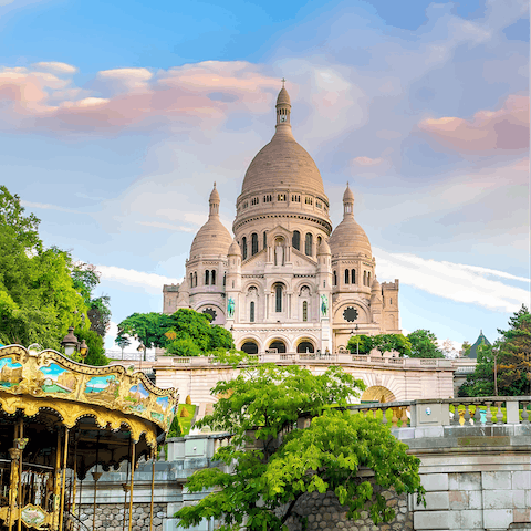Visit the Basilique du Sacré Coeur, a fifteen-minute walk away