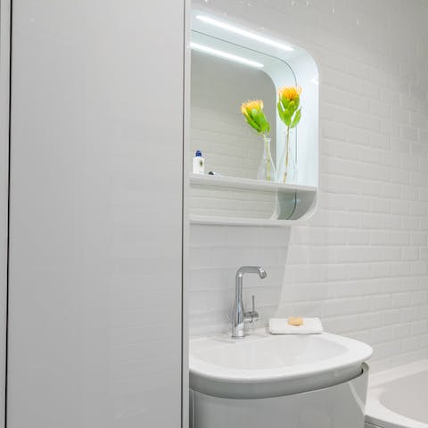 Modern bathrooms for maximum comfort