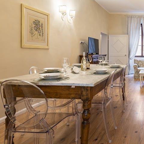 Try your hand at Tuscan cuisine and dine at home around the dining table