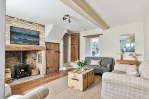Vintage Cotswolds image 15