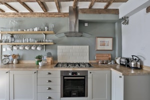 Vintage Cotswolds image 10