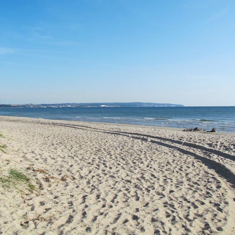 Walk ten minutes to the sandy beach of Hundestrand Prora
