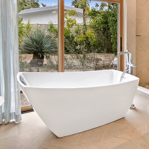 Relax in the huge free-standing bath tub after a day out in L.A