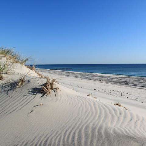 Head to one of the multitude of beaches to be found along the East Hampton coastline