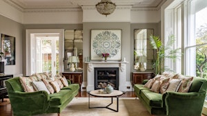 Cheltenham Luxe image 1